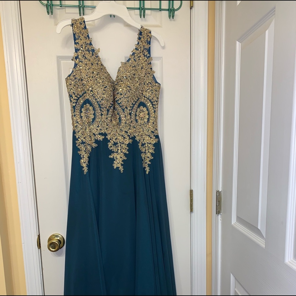 Emerald prom dress!!! Size XS